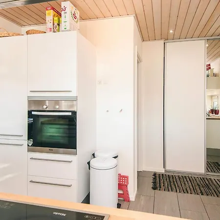 7 Person In Appartement *